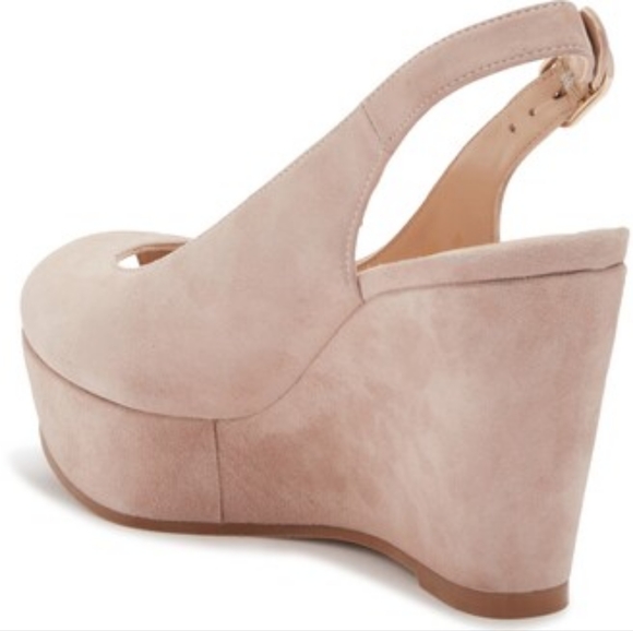 *NWOT Stuart Weitzman Rinna Suede Slingback Peeptoe Wedges size 9 - Picture 2 of 10